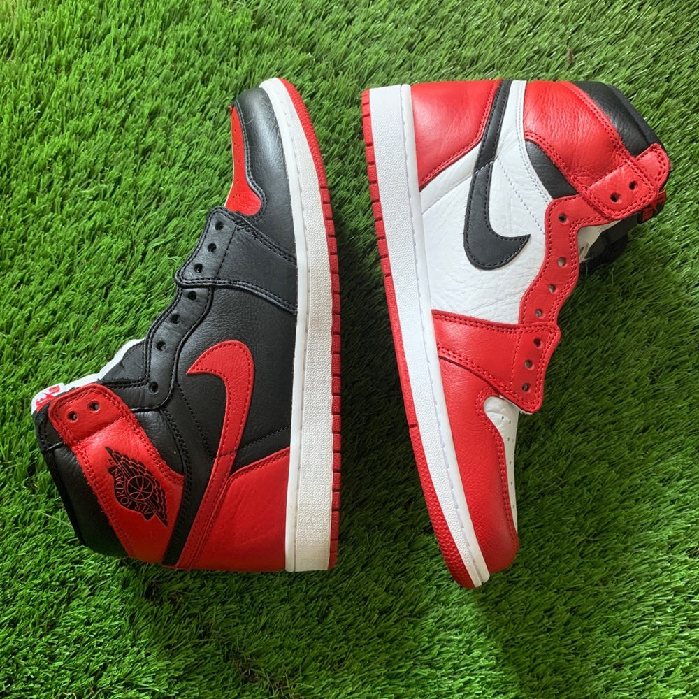Nike Air Jordan 1 High OG Homage to Home size 10.5 (pre-owned)